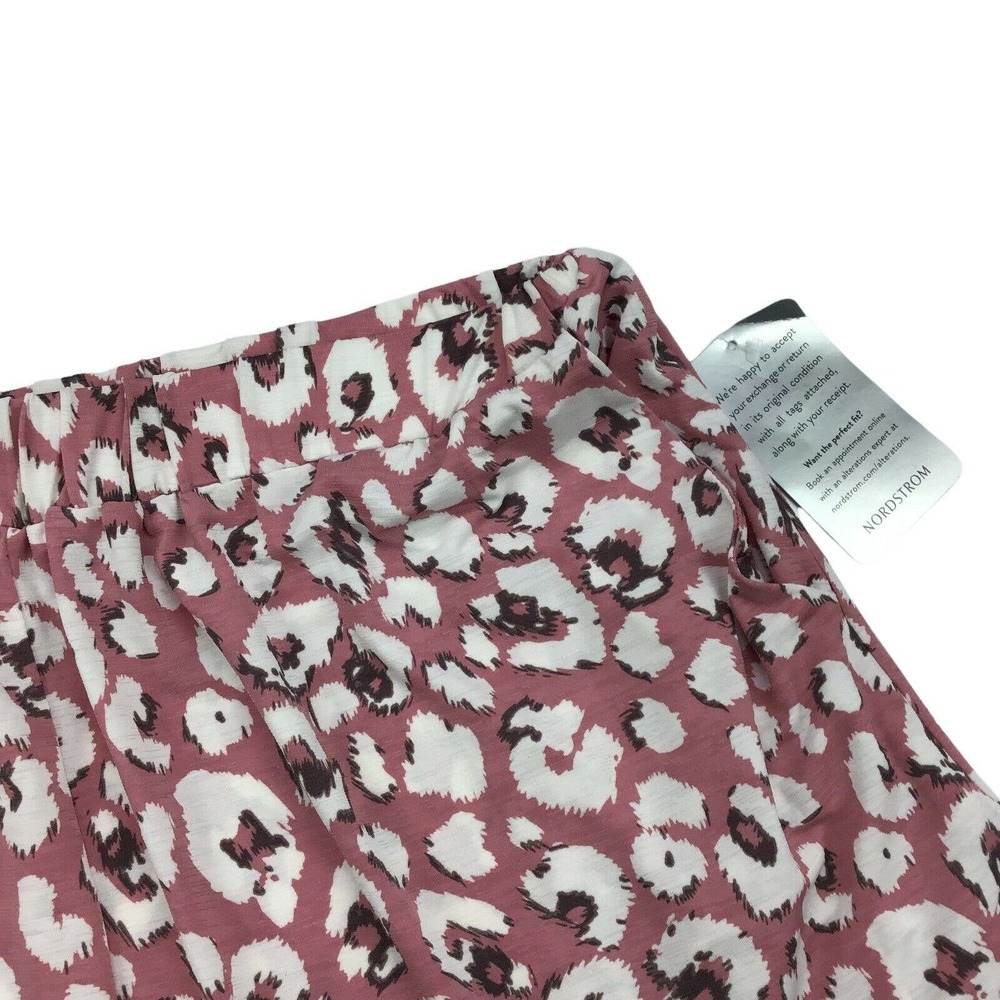Weist Kei Women Short Elastic Waist Stretch PullOn Animal Print Pink L Large NWT - Picture 3 of 5